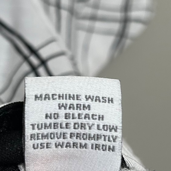 Dressbarn Womens Button Up Shirt 14/16 White Black Tank Top Shoulder Pads Casual - Picture 7 of 11